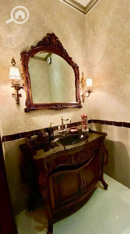 6 WhatsApp Image 2025-11-03 at 8.00. 56 PM (3). jpeg