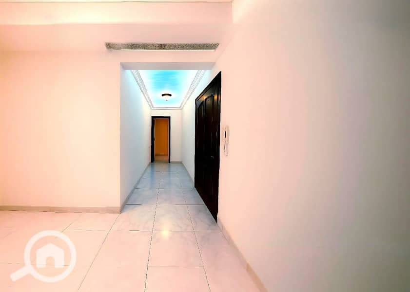 3 WhatsApp Image 2025-10-26 at 22.06. 48 (1). jpeg