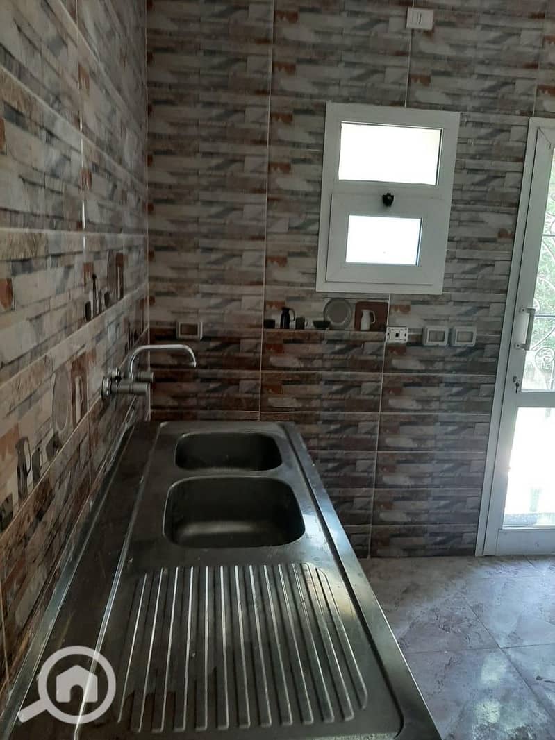 7 12f269d2-1798-48aa-8808-6e2e924aec6e. jpg