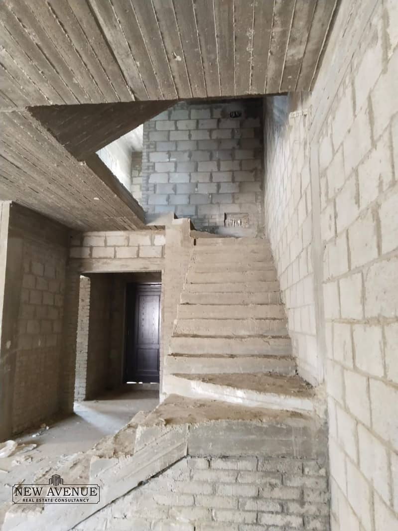 5 WhatsApp Image 2025-11-04 at 2.09. 05 PM (1). jpeg