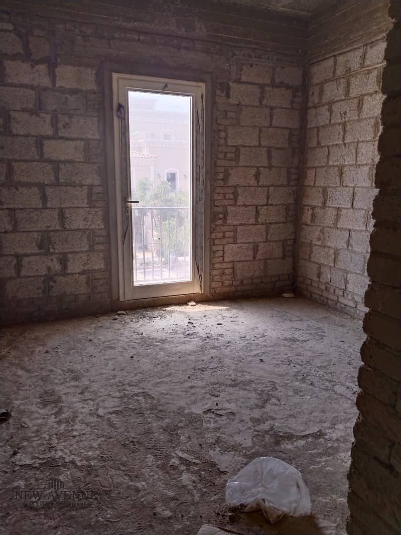 6 WhatsApp Image 2025-11-04 at 2.09. 05 PM. jpeg