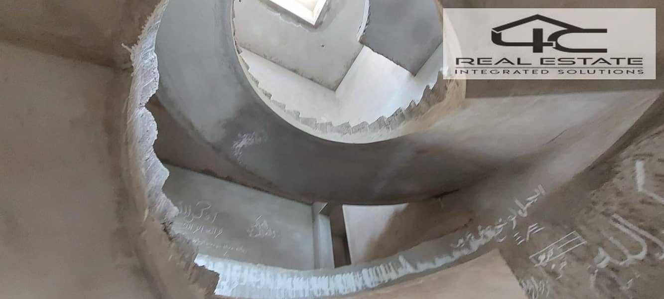 5 WhatsApp Image 2025-11-04 at 4.18. 24 PM (1). jpeg