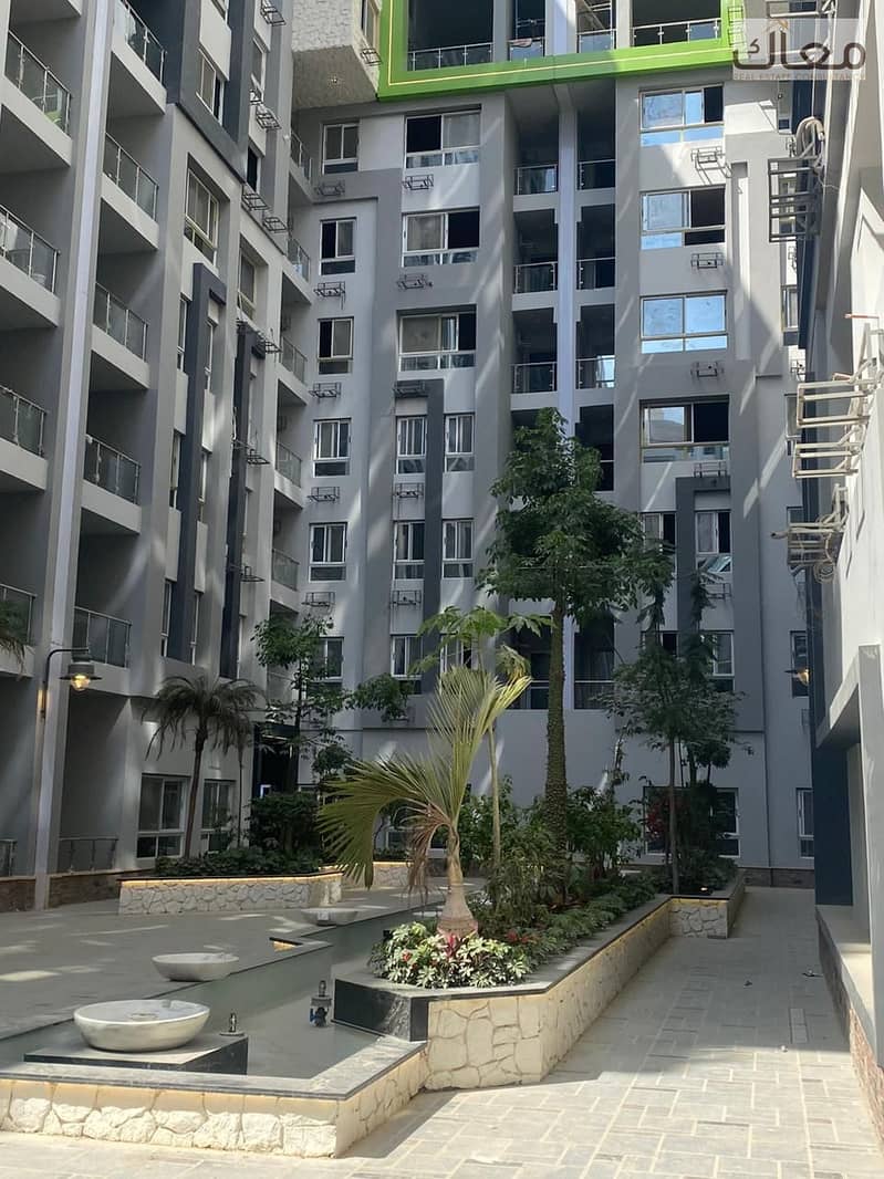 2 89ab2371-15e8-43e3-b19c-134c7925fb6d. jpg