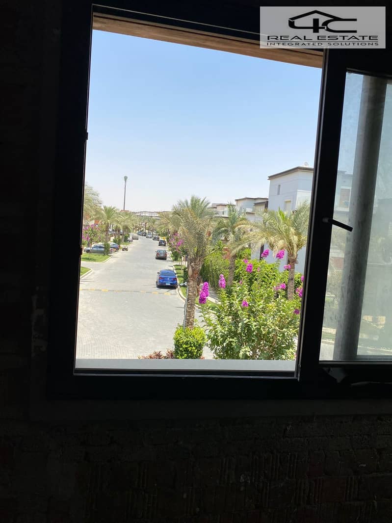 3 WhatsApp Image 2025-11-04 at 4.11. 06 PM. jpeg