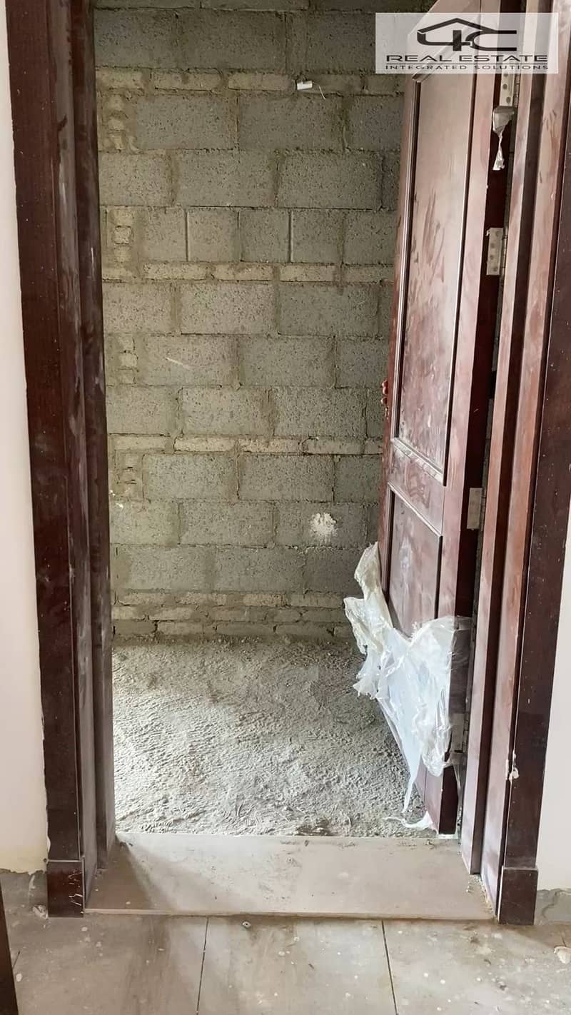 2 WhatsApp Image 2025-11-04 at 1.01. 07 PM. jpeg