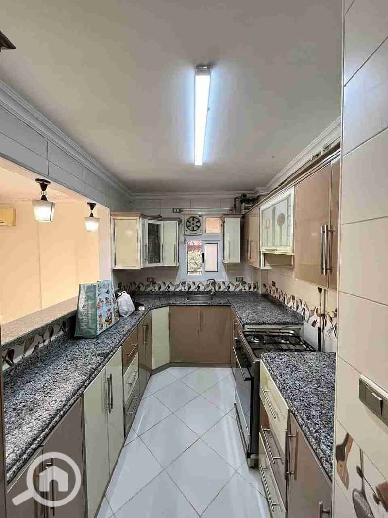 1001694717. jpg 1001694717. jpg