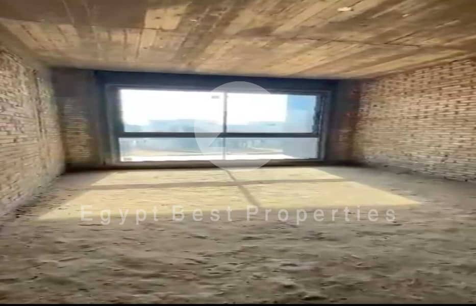 3 892fd453-ffab-463a-b8b4-6ea60851fc29. jpeg