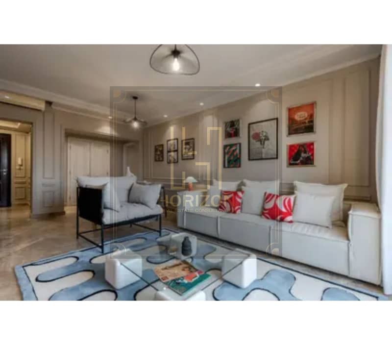 3 8183048-b78eeo. jpg