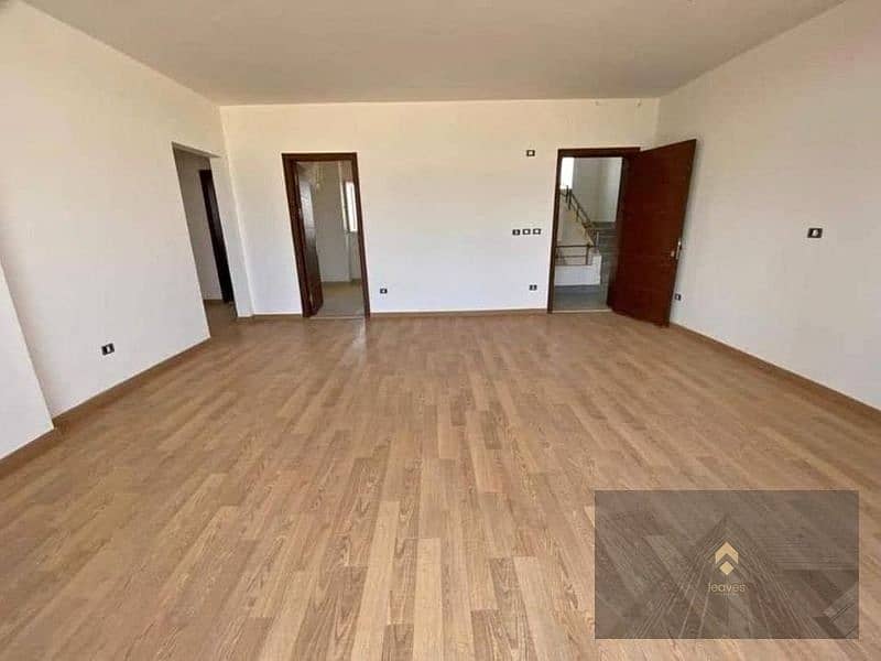 9 e7b58913-13e8-49cb-860a-98a4ef605dc1. jpg