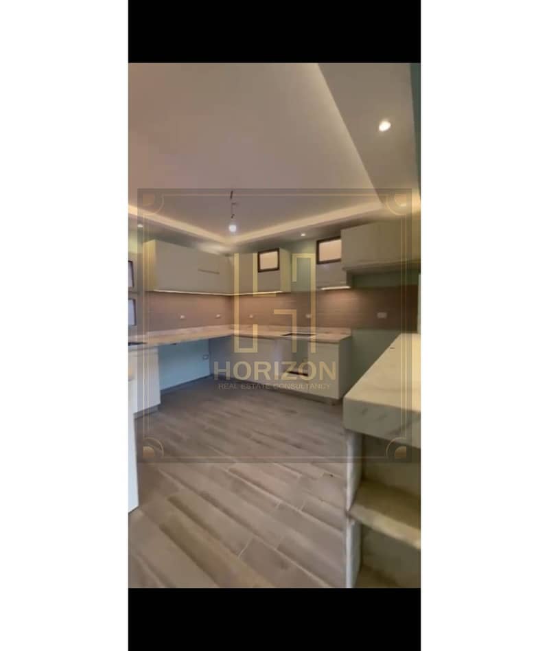 10 d6ec71ec-11e1-4217-b3b5-b4c49454f51b. jpg