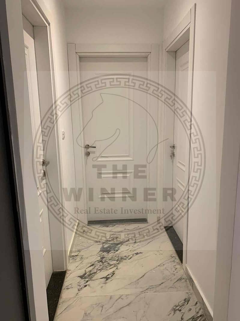 8 abc7a05e-8b1c-4e09-95dd-964bc1c8c3eb. jpg