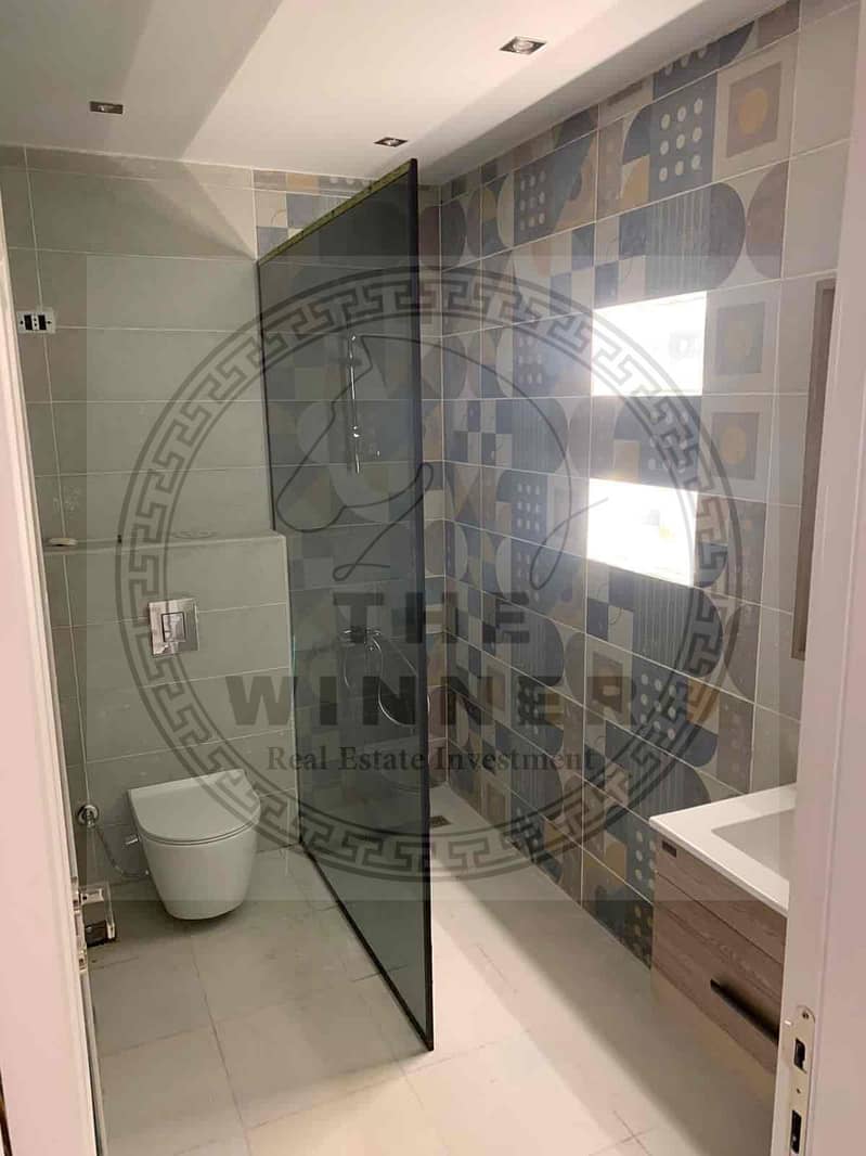 13 88096ef6-cc38-46f6-ae73-67414971a84c. jpg