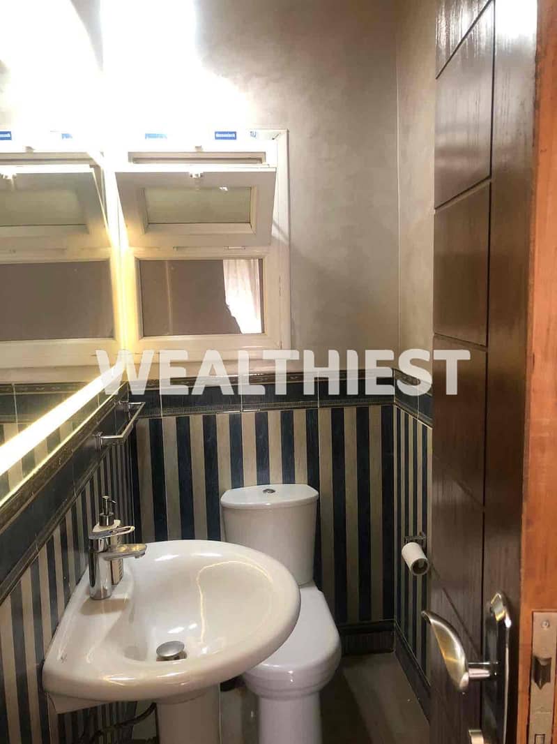 15 c5c9d791-fd4e-4f41-ae30-8c6892757e38. jpg