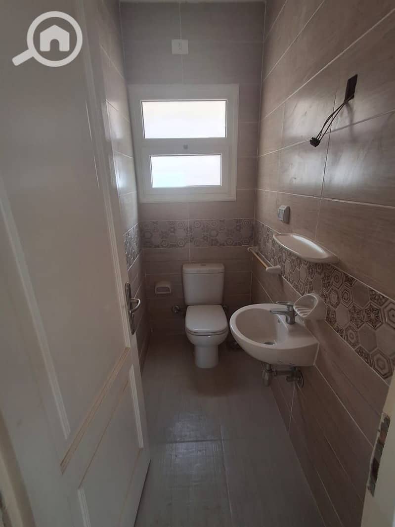 5 WhatsApp Image 2025-09-23 at 12.36. 01 PM (2). jpeg