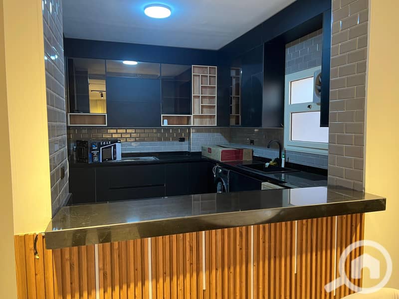 3 6c8ed171-64ef-44f1-ad27-8c6d8e6de04b. jpg