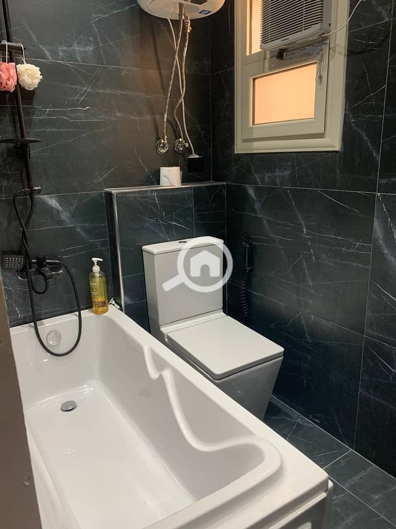 5 7c682cc6-57a5-4c1d-a40b-83e029215a02. jpg