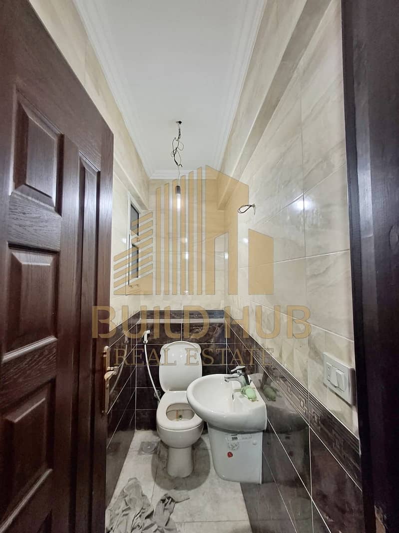 8 c0366588-ce8e-4c92-abc4-044647d94ac0. jpeg