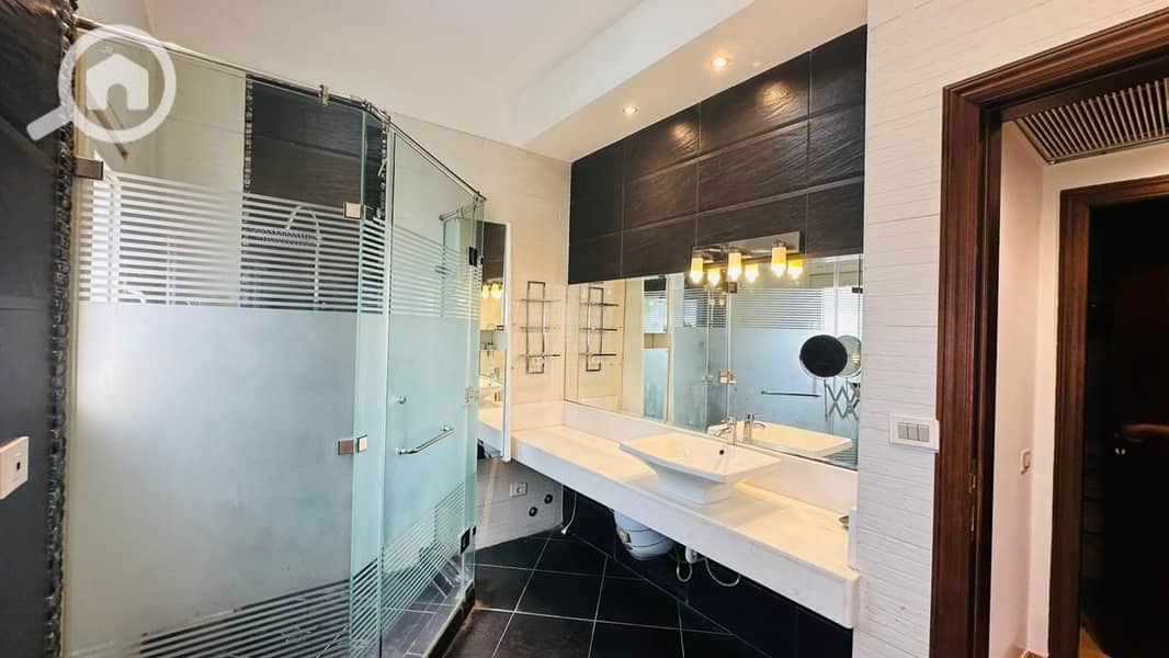 6 WhatsApp Image 2025-11-04 at 3.45. 32 PM. jpeg