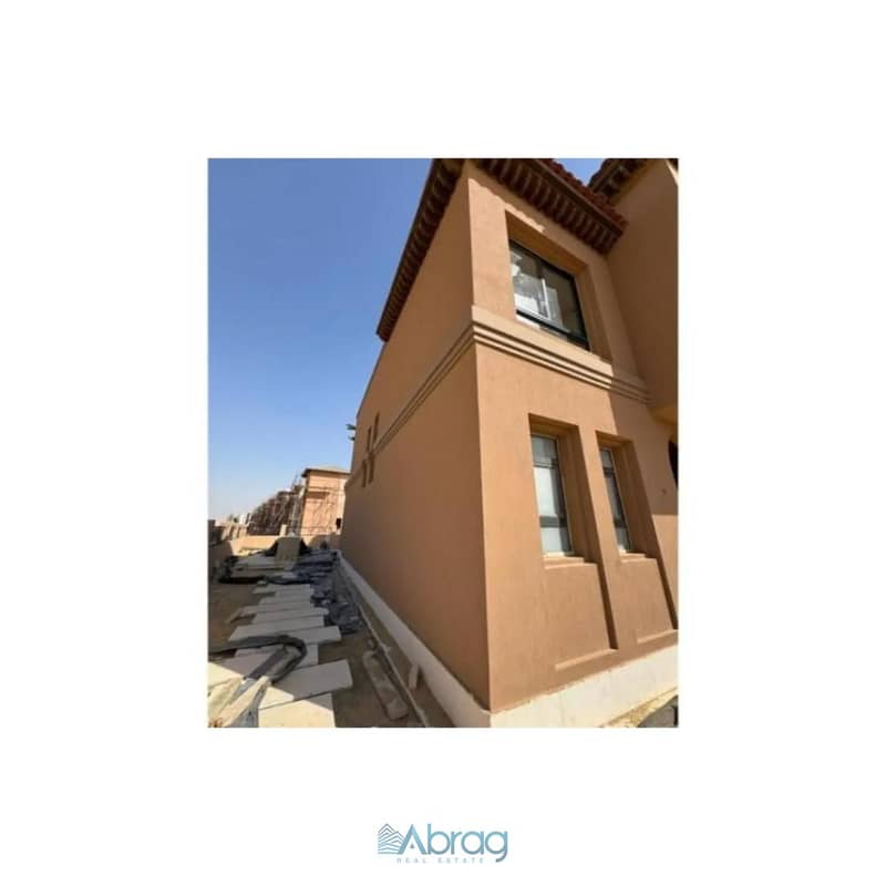 6 8121551-7b3aao. jpg