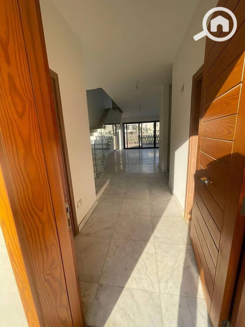 7 a86d90d7-4881-409f-bda5-fb5082748acf. jpg