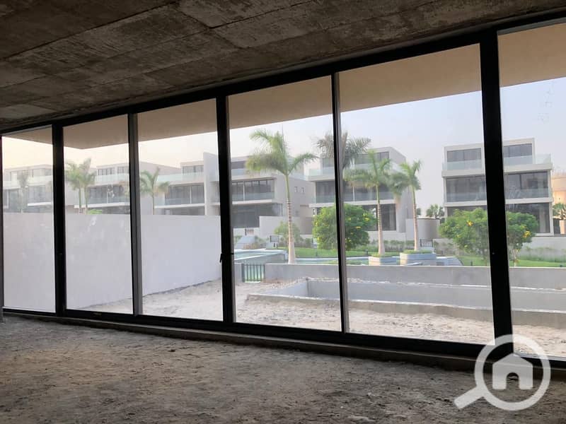 3 16c9f9f5-a63a-49d2-92c2-fdd4a6fa7c43. jpg