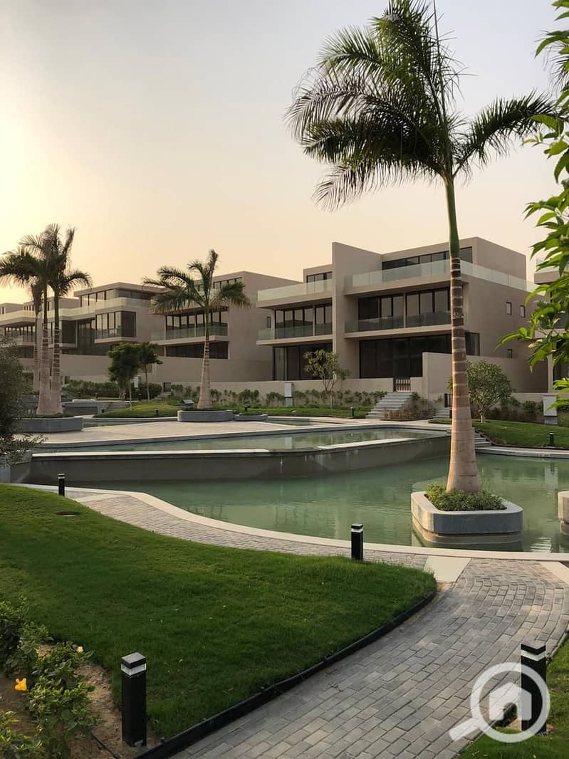 8 64fd3ee2-5fff-4c7d-a066-bcb5651e113a. jpg