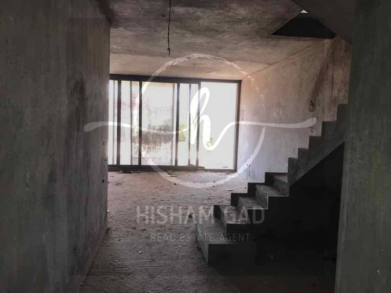 9 b4cef378-6a80-4825-ac7e-338c32c7bdf2. jpg