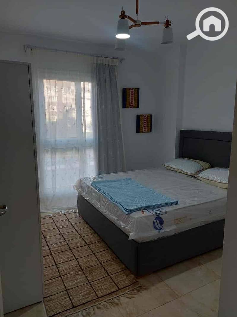 4 e3173fd4-70b6-4f17-aaf6-a58d3ae829c3. jpg