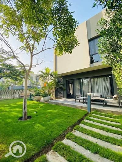 5 Bedroom Villa for Sale in Shorouk City, Cairo - 1d488c14-04f7-4a5c-a8d4-3733a4d0f98a. jpg 5 Bedroom Villa for Sale in Shorouk City, Cairo - 1d488c14-04f7-4a5c-a8d4-3733a4d0f98a. jpg