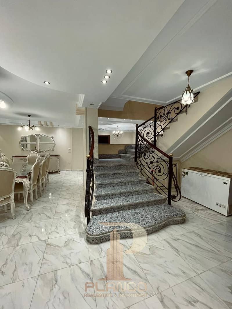 4 38d42d3e-ffbd-42d5-8268-18c5c533e4f3. jpeg