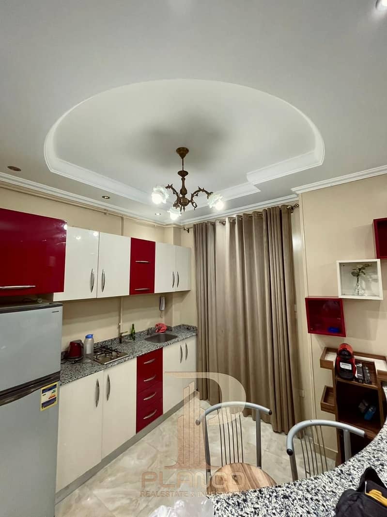 17 f4f94ee6-9d64-47b9-8a39-728547ea6cb6. jpeg