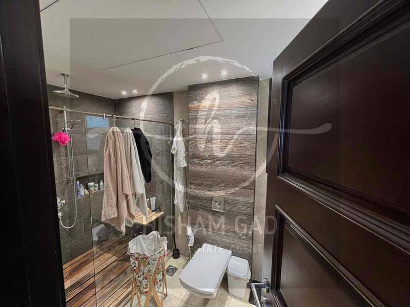 8 90ae4faa-67e3-402a-82f2-777d724da144. jpg