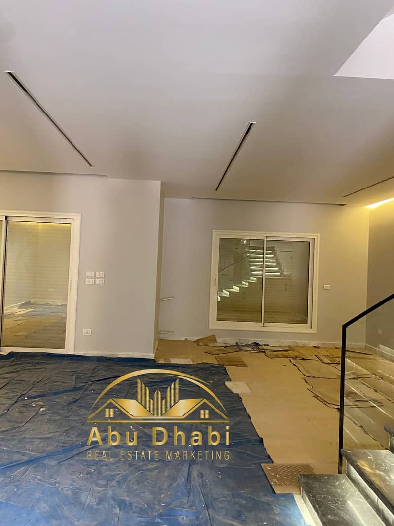 5 94881fa5-ade5-4606-88d3-66166b182a5a. jpg