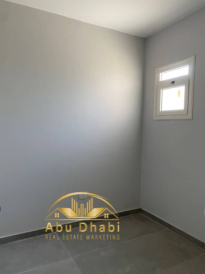 7 2c6dd405-a8d2-4331-9e52-fc32bda03961. jpg