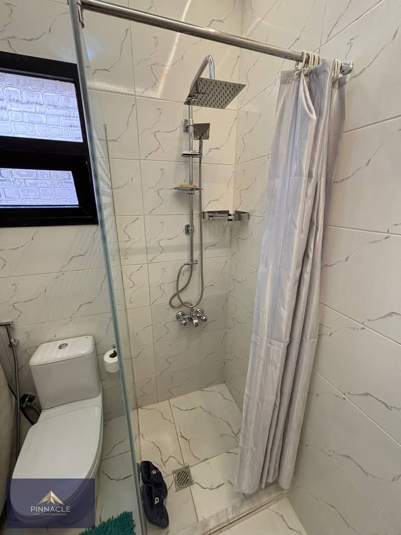 10 WhatsApp Image 2025-11-04 at 16.02. 23_f1722191. jpg