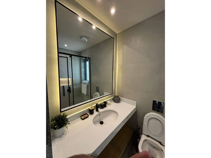 8 32eb7503-ba03-4483-9e20-8b5232a2f840. jpg