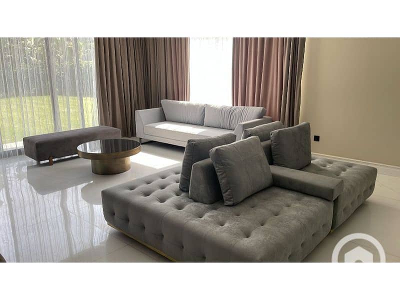 4 0983d3c8-da9e-415c-a698-4d62a6de005f. jpg