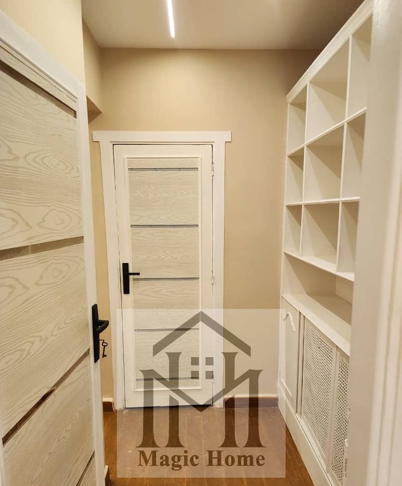 9 dcc8e424-f339-47db-89a4-a639b2302ecd. jpg