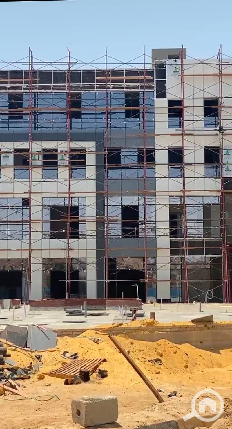 10 68830a52-cc05-4d1b-a0e1-3ddfe30cb223. jpg