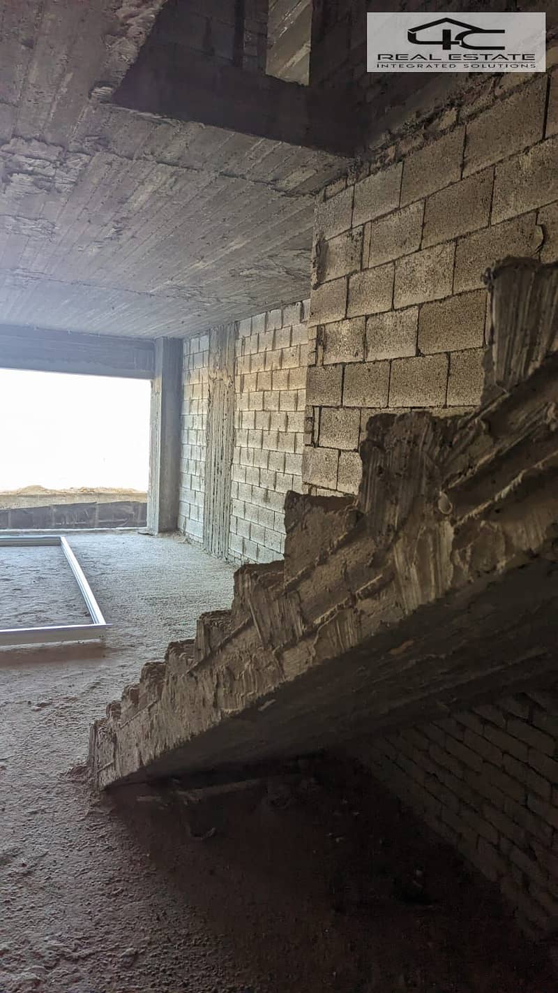 2 WhatsApp Image 2025-06-17 at 7.48. 45 PM (1). jpeg