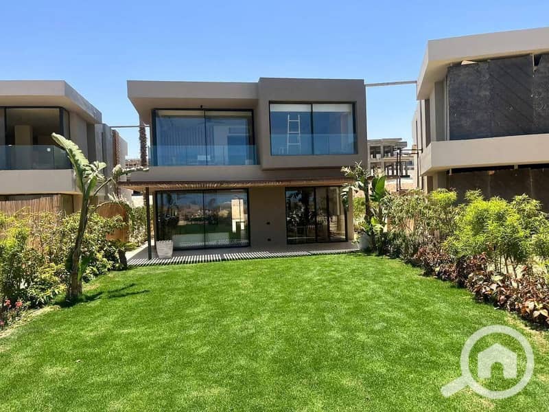 9 FB_IMG_1762278183716. jpg