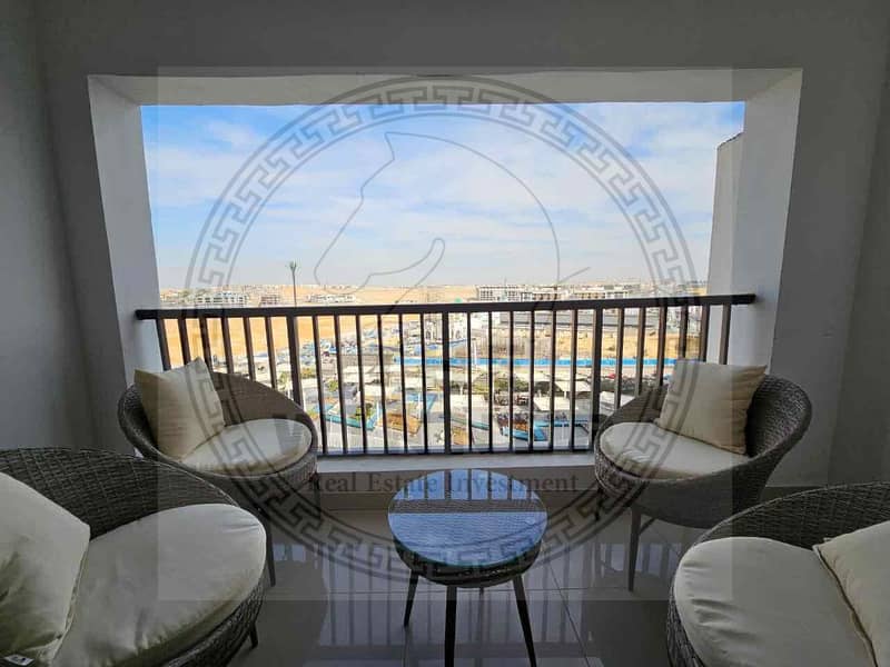 2 f21b0094-c8fc-4974-acc6-18ee410a24ad. jpg