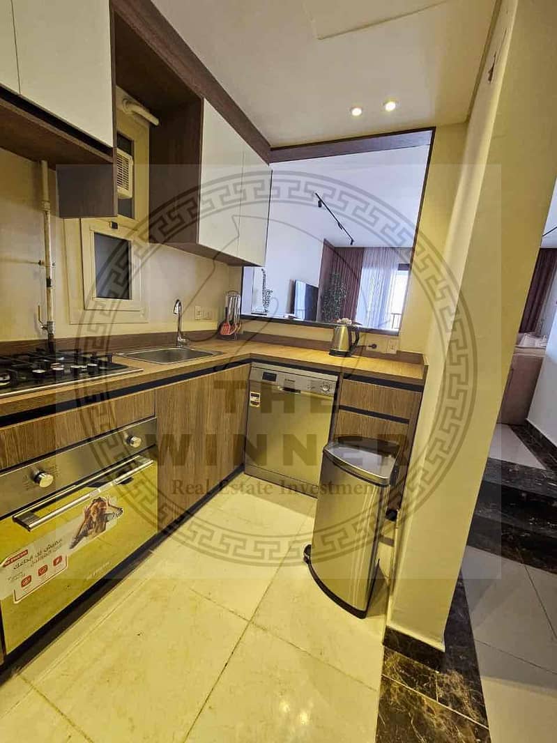 13 ed3ed44e-d388-40b3-b7d2-e6d18a01ffa9. jpg