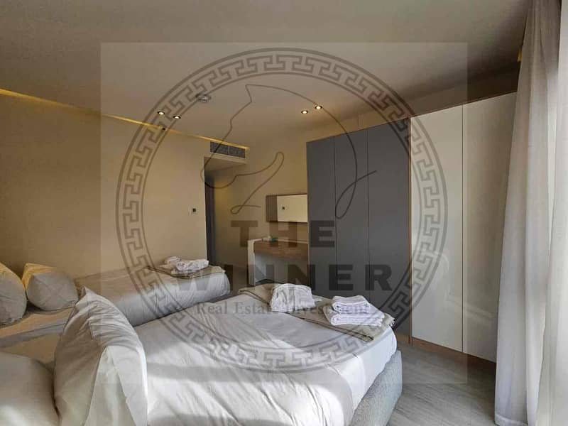 16 751a4333-7e8b-41af-895d-e4cf2cff2a87. jpg