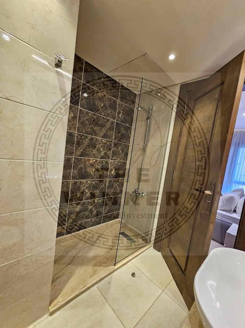 18 1feb9fe4-6d08-4621-a6ea-251921acd2b7. jpg