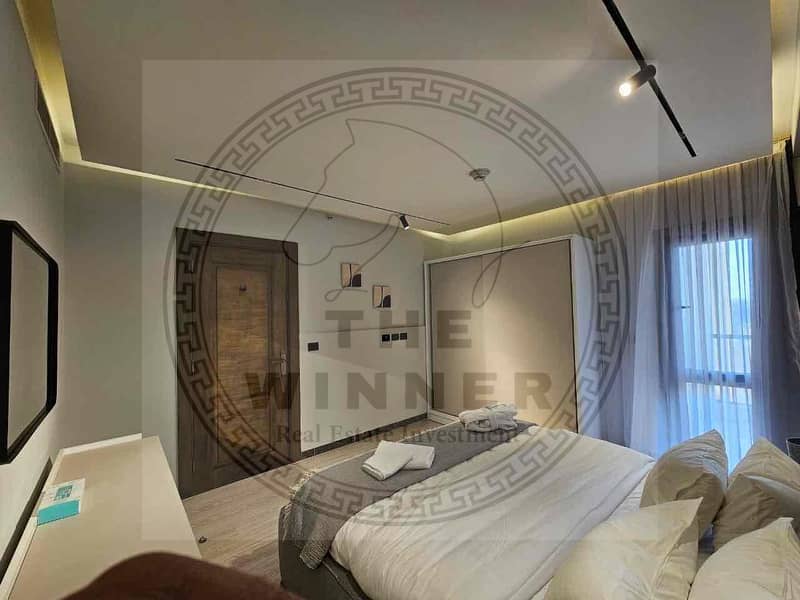 24 b4373291-ecc0-4408-b169-daf4700ca104. jpg