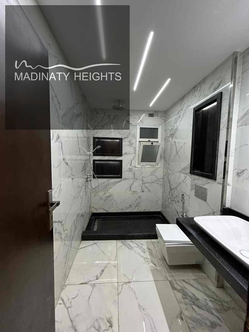 4 0653e4cc-966d-41ad-b82a-2f945fb2b765. jpg