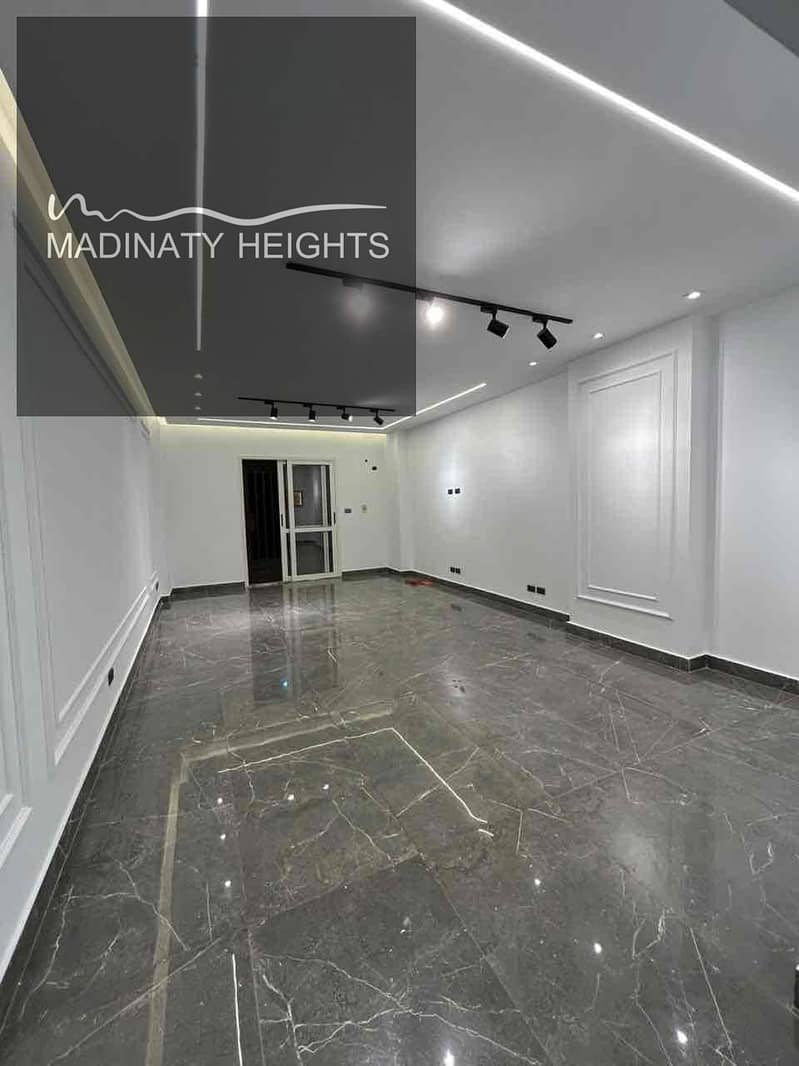 5 763b6e02-c1c3-4289-8f4b-102b8e12f339. jpg