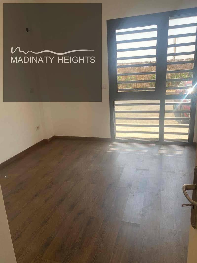 2 144ce7ee-6e25-4742-8a78-82d5d686efc2. jpg