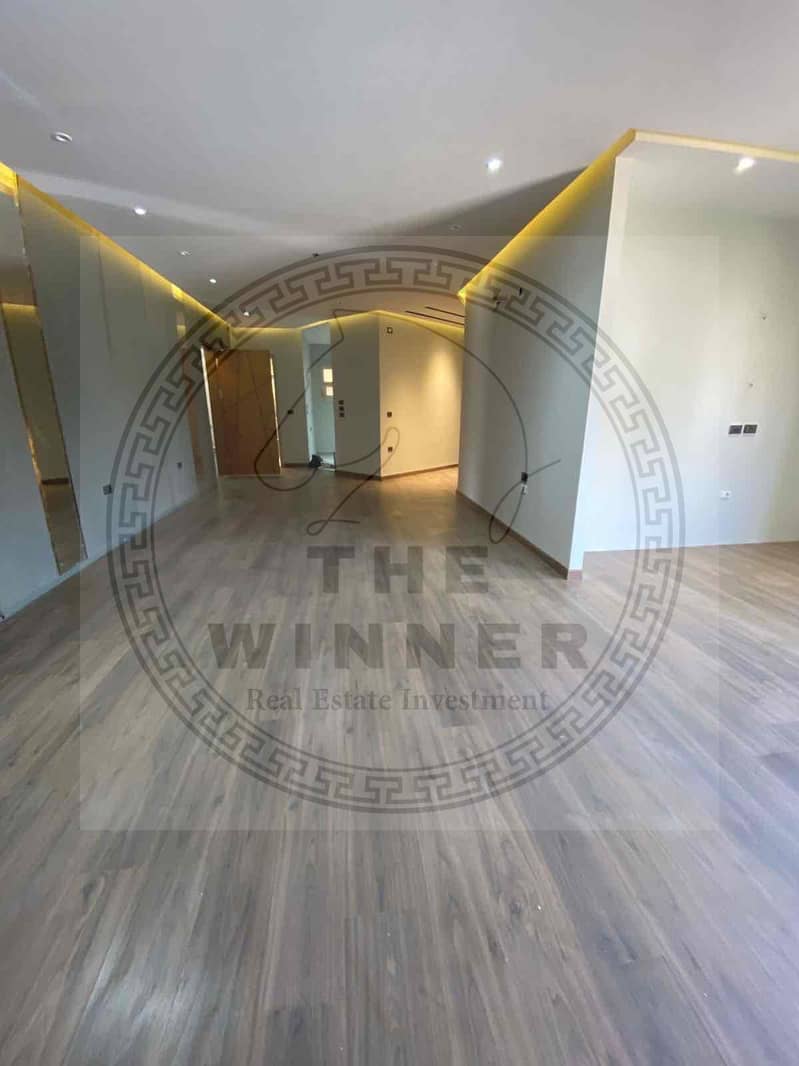 5 a6f19869-adf3-408c-a16d-c7755c94bbcd. jpg